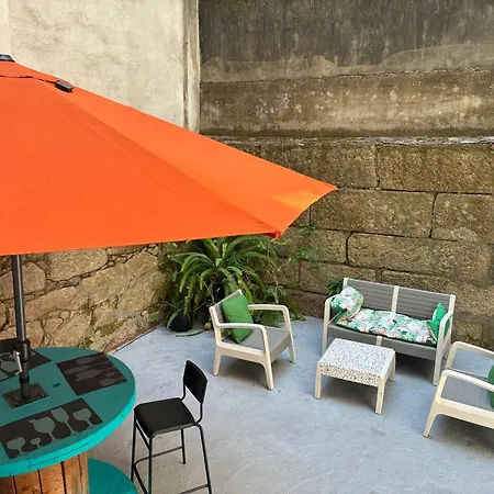 House Pajarillo * Βίγκο